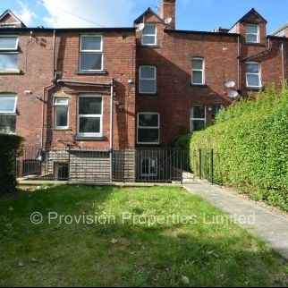 4 bed student properties Leeds - Photo 1