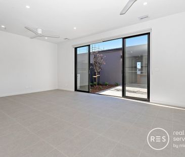 Olivine Where Life Finds Its Balance - Photo 1