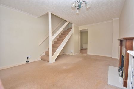 Ellenborough Close, CM23, Bishops Stortford - Photo 2