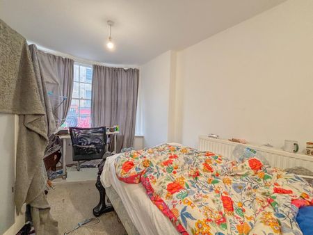 2 bedroom maisonette to rent - Photo 3