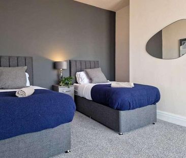 Stunning-bedroom Terrace House With Sea View On St Chads Road, Blac... - Photo 4