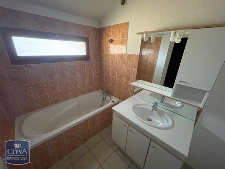 Location Maison 6 pièces 171m² ST NAZAIRE LES EYMES 38330 - Photo 5