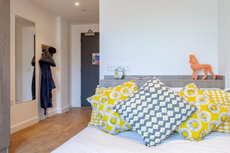 1 bedroom private hall to rent - Photo 3
