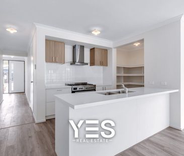 Comfortable Family Home in Clyde - Photo 2