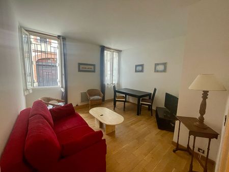 APPARTEMENT T2 MEUBLÉ DE 49 M2- QUARTIER GRAND ROND - Photo 3