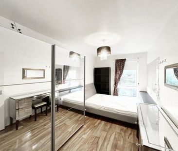 5 bedroom townhouse to rent - Photo 4