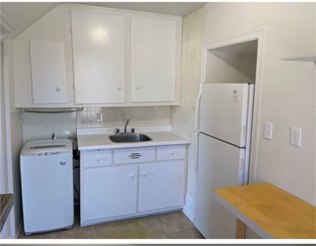 For Lease - 75 charles Street Unit# 1, Oshawa, Ontario - Photo 2