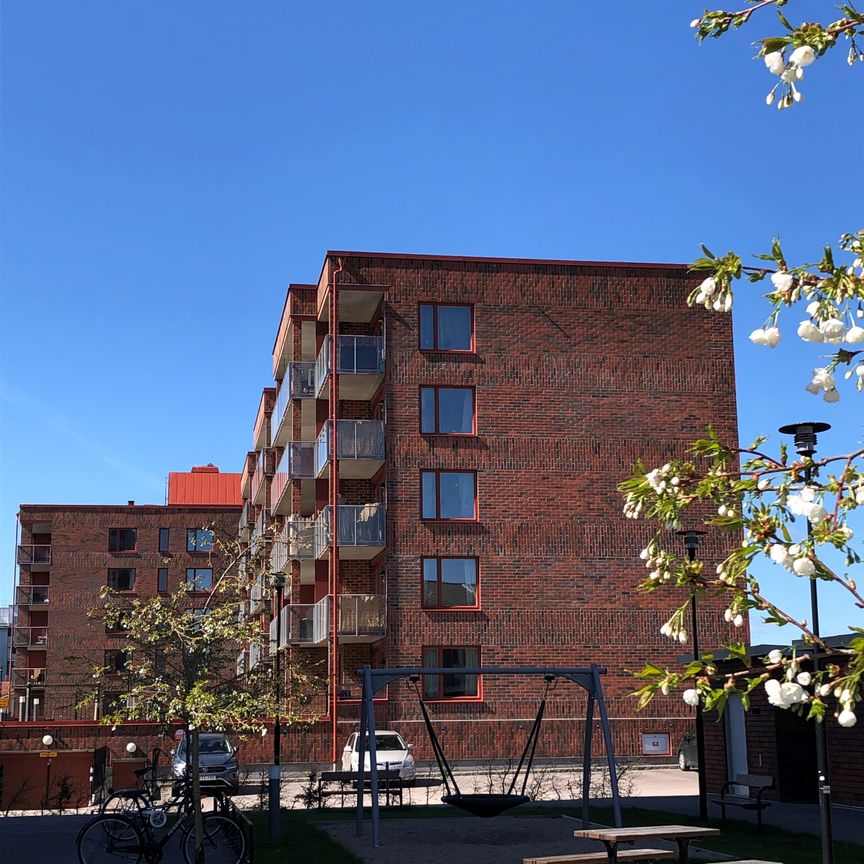 Landbotorpsallén 27 D - Foto 1