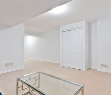 For Lease - 107 Frenchpark Circle, Brampton, Ontario - Photo 3