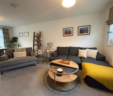 3 bedroom detached house to rent - Photo 2