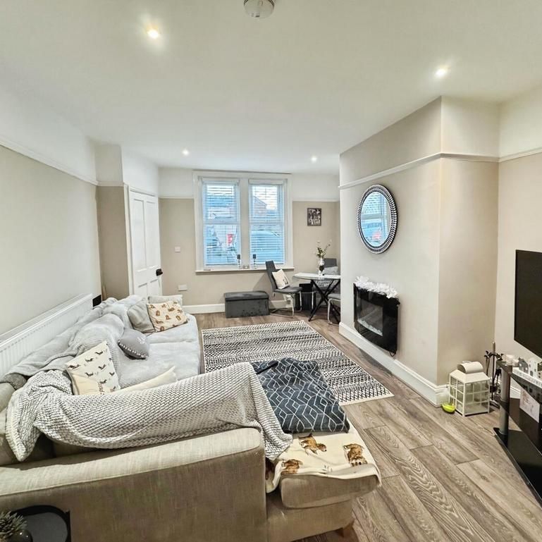 2 bedroom house to rent - Photo 1