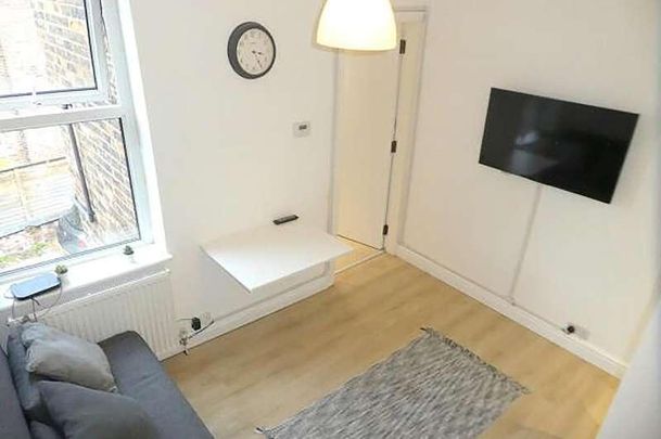 Everett Road, West Didsbury, Manchester, M20 - Photo 1