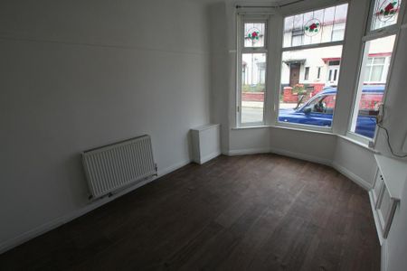 3 bedroom terraced house to rent - Photo 2