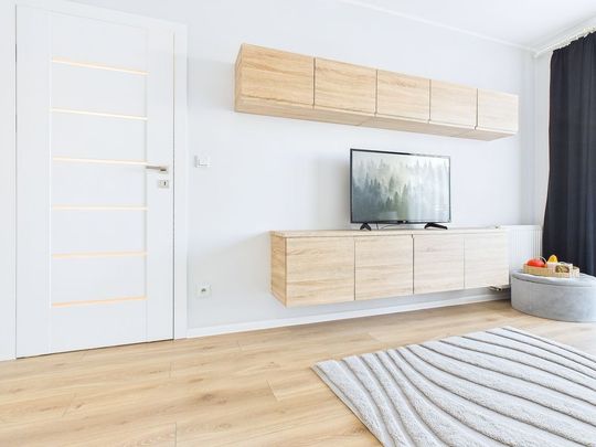 2 pokoje osobna kuchnia balkon metro - Zdjęcie 1