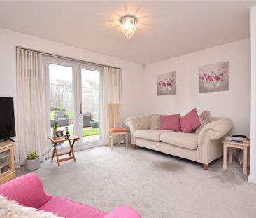14, Park Road, Oulton, Leeds, West Yorkshire, LS26 8FX - Photo 2