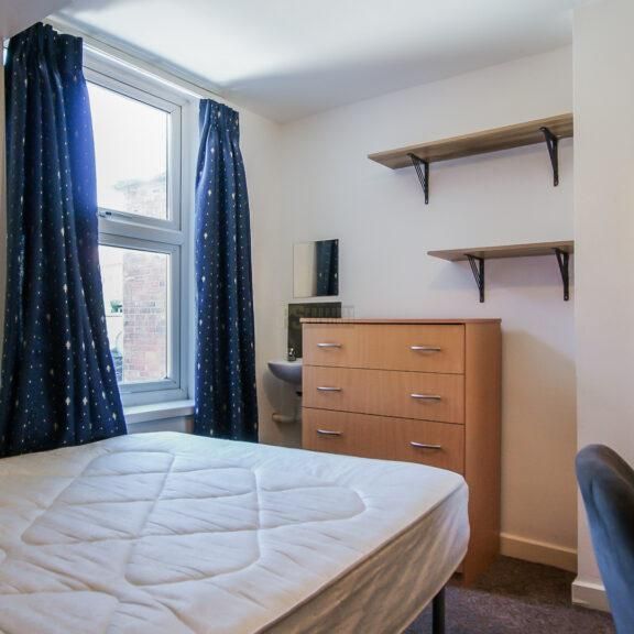 7 bedroom terraced house to rent - Photo 1