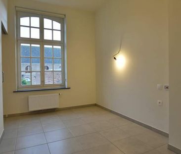 Appartement te huur in Dendermonde voor € 982 met 1 slaapkamer - Photo 1