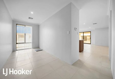 “Landscaping to come” - Photo 2