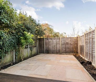 3 bedroom terraced house to rent - Photo 3