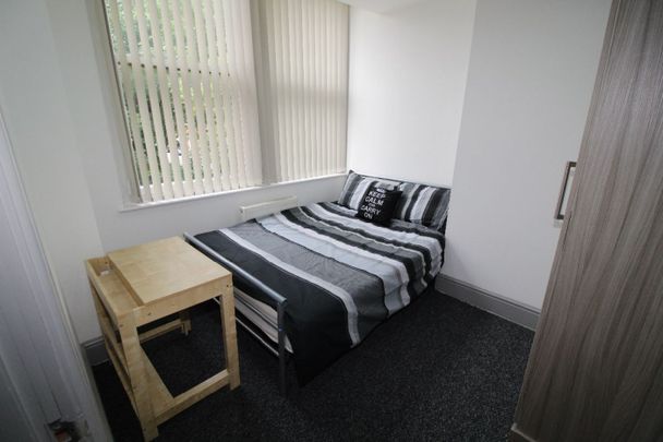 23 Fishergate Hill, Flat, PRESTON, Lancashire PR1 8JB - Photo 1