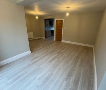 Merton Close - Photo 1