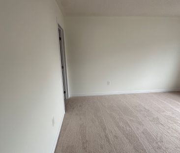 For Lease - 26 THORNBIRD Crescent Unit# UPPER, Brampton, Ontario - Photo 3