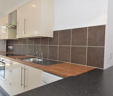 4 bedroom bungalow to rent - Photo 4