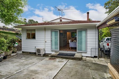 12B Bell Street, Tawa - Photo 2