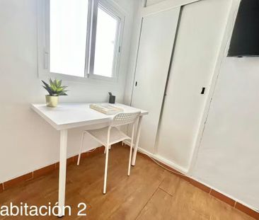 Calle Huelva, Santiponce, Andalusia 41970 - Photo 6