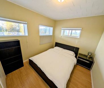 Bright 2-Bedroom Suite with Sweeping Howe Sound Views in Squamish - Photo 3