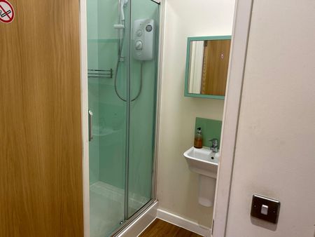 Studio Apartment – Professional Let, Student Let - Photo 3