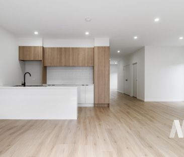 708 Grand Boulevard, Mickleham VIC 3064 - Townhouse For Rent | Domain - Photo 3