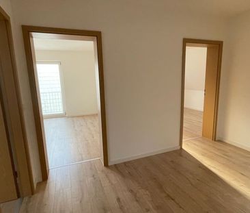 2-Raum-Wohnung mit Einbauküche und Balkon - Foto 3