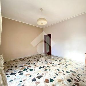 Trilocale in affitto - Photo 2