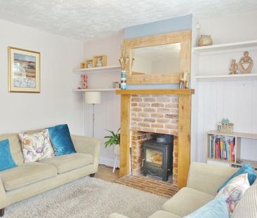2 bedroom terraced house to rent - Photo 4
