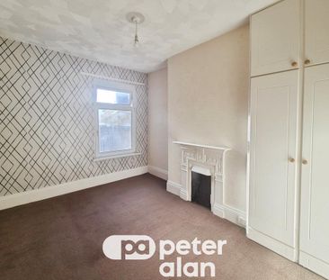 3 bedroom terraced house to rent - Photo 6