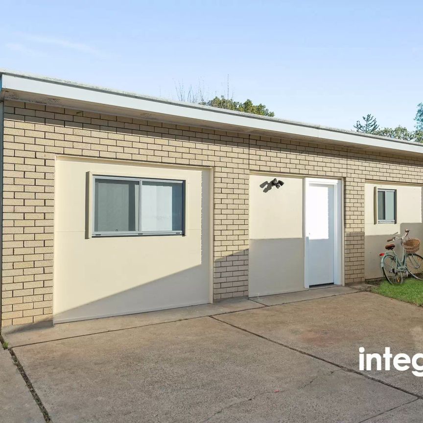 Neat As a Pin - Photo 1