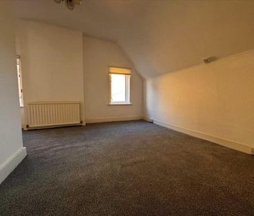 4 bedroom detached house to rent - Photo 3