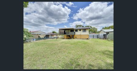 3 Bedroom Home in Ellen Grove - Photo 3