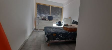 Appartement 2 pièces 51m2 MARSEILLE 9EME 830 euros - Photo 4