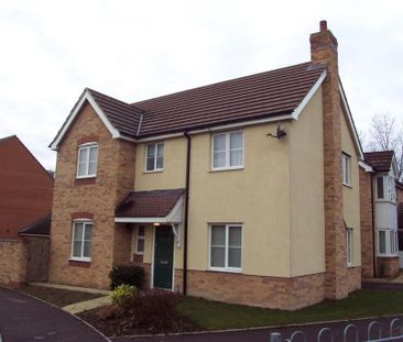 4 bedroom detached house to rent - Photo 3