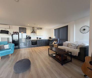 2 bedroom apartment to rent - Photo 2