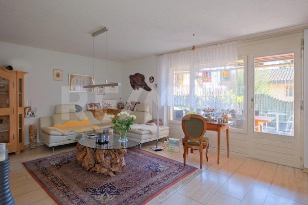 Freistehendes 5.5 Zimmer-Einfamilienhaus mit grossem Garten und Dop... - Photo 1