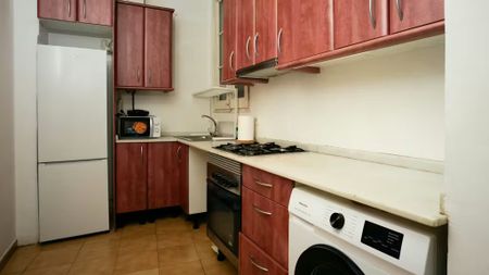 Carrer del Comte dUrgell, Barcelona, Catalonia 08011 - Photo 4