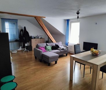 3-room attic apartment with charming wooden elements - Photo 5