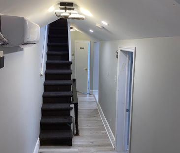 For Lease - 206 Carlton Street Unit# 304, Toronto, Ontario - Photo 6