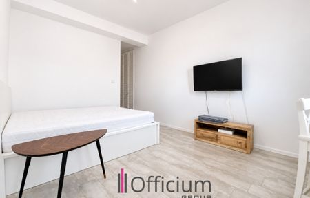 Warszawa, Śródmieście, Warszawa, Śródmieście, Chmielna – zdjęcie 3