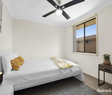 QUIET STREET, GREAT LOCATION, DONT MISS THIS ONE - Photo 1