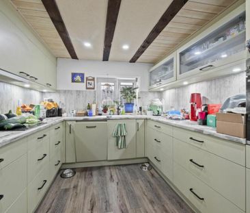 Frisch renoviert - grosszügige 4.5-Zimmerwohnung an ruhiger Lage! - Photo 3