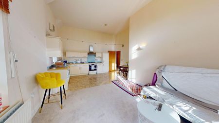 2 bedroom flat to rent - Photo 2